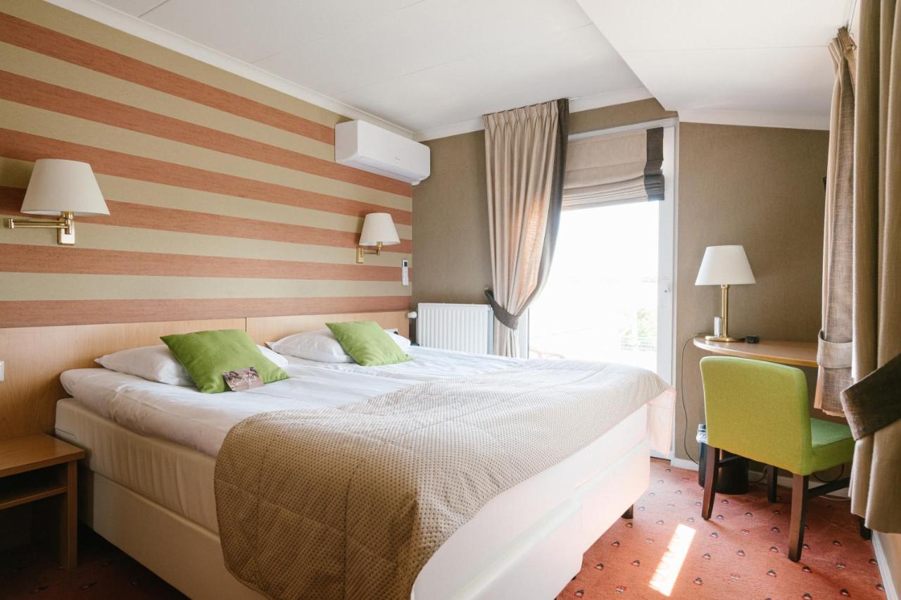 Landhotel Heuvelzicht Schin op Geul Bagian luar foto