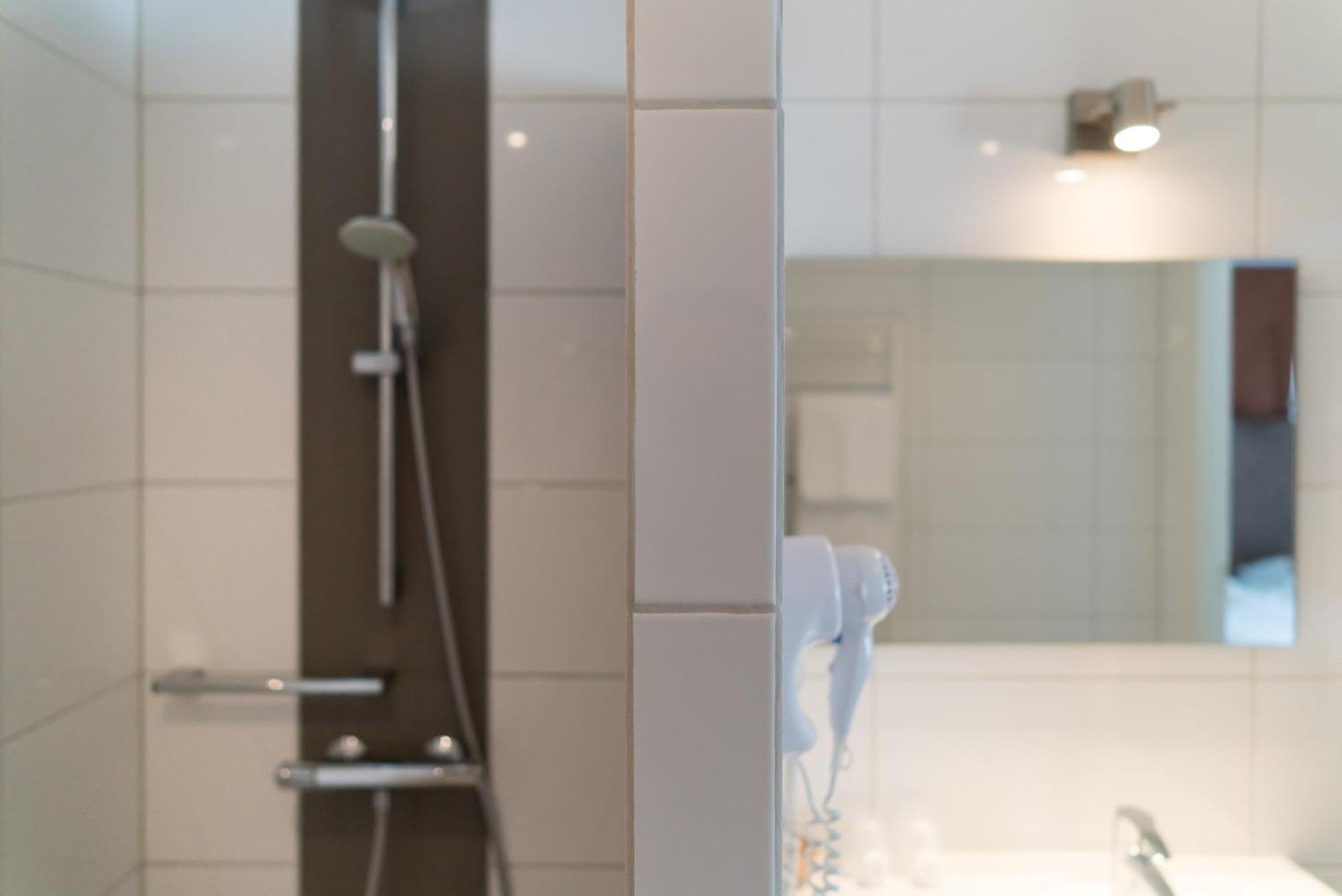 Landhotel Heuvelzicht Schin op Geul Bagian luar foto